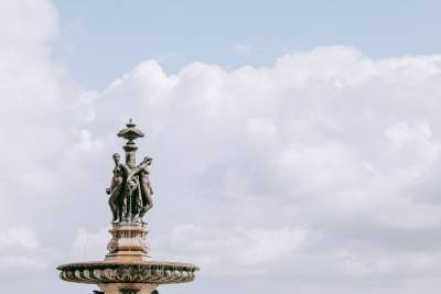 Restaurants à Bordeaux, place de la Bourse